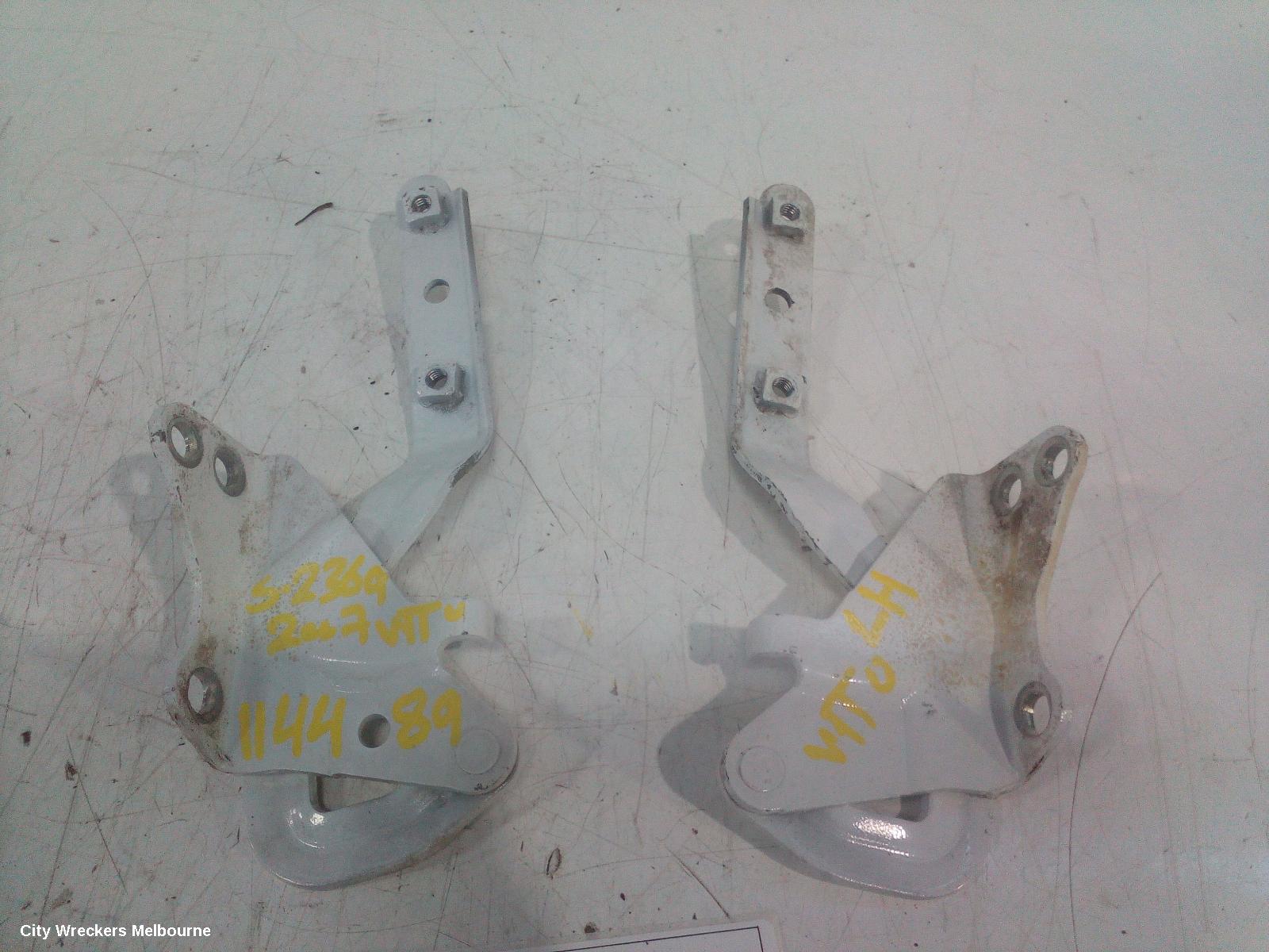 MERCEDES VITO BONNET HINGE/STRUT, HINGES (PAIR), 639, 04/2004 - 01/2011