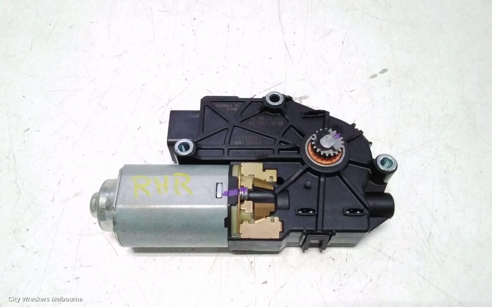 HYUNDAI I30 SUNROOF MOTOR, PD, HATCH, 03/2017 ONWARDS