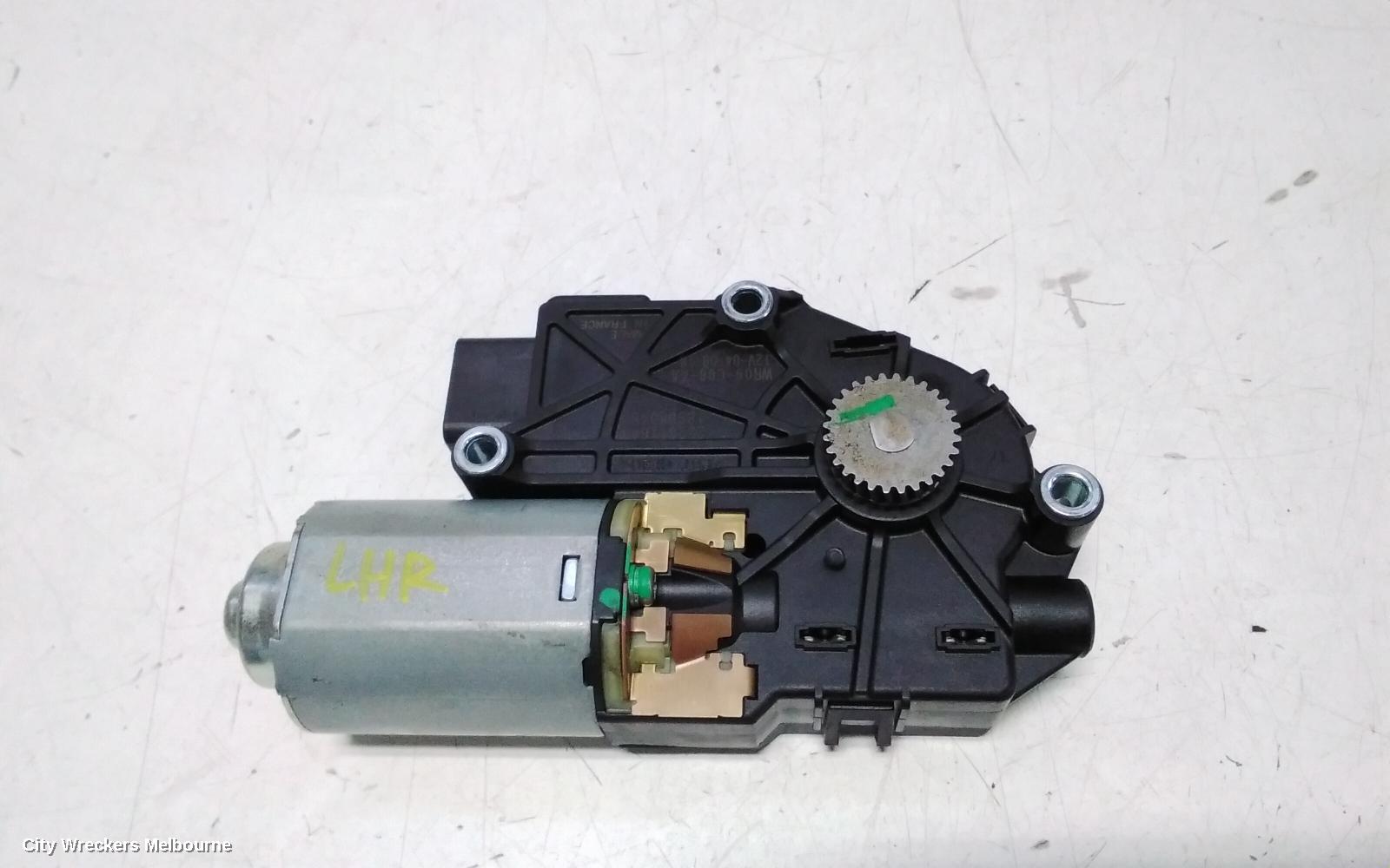 HYUNDAI I30 SUNROOF MOTOR, PD, HATCH, 03/2017 ONWARDS