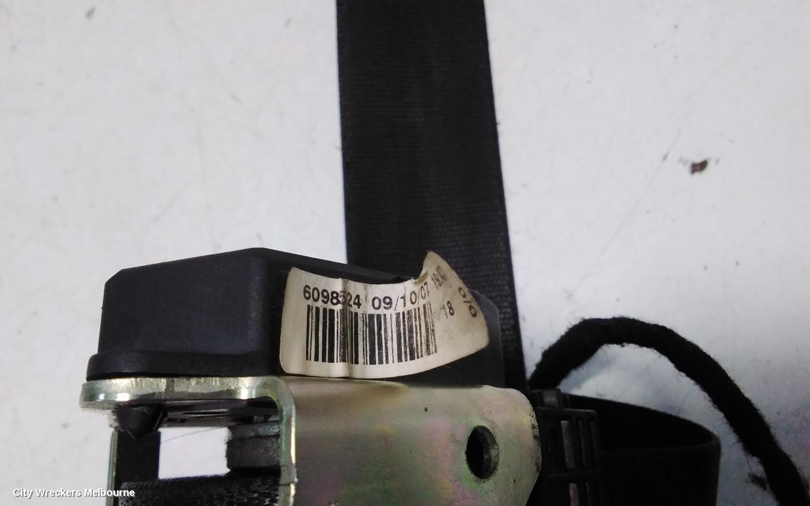MERCEDES VITO SEATBELT/STALK, RH FRONT, SEAT BELT ONLY, 639, GREEN PLUG TYPE, 04/2004 - 01/2011