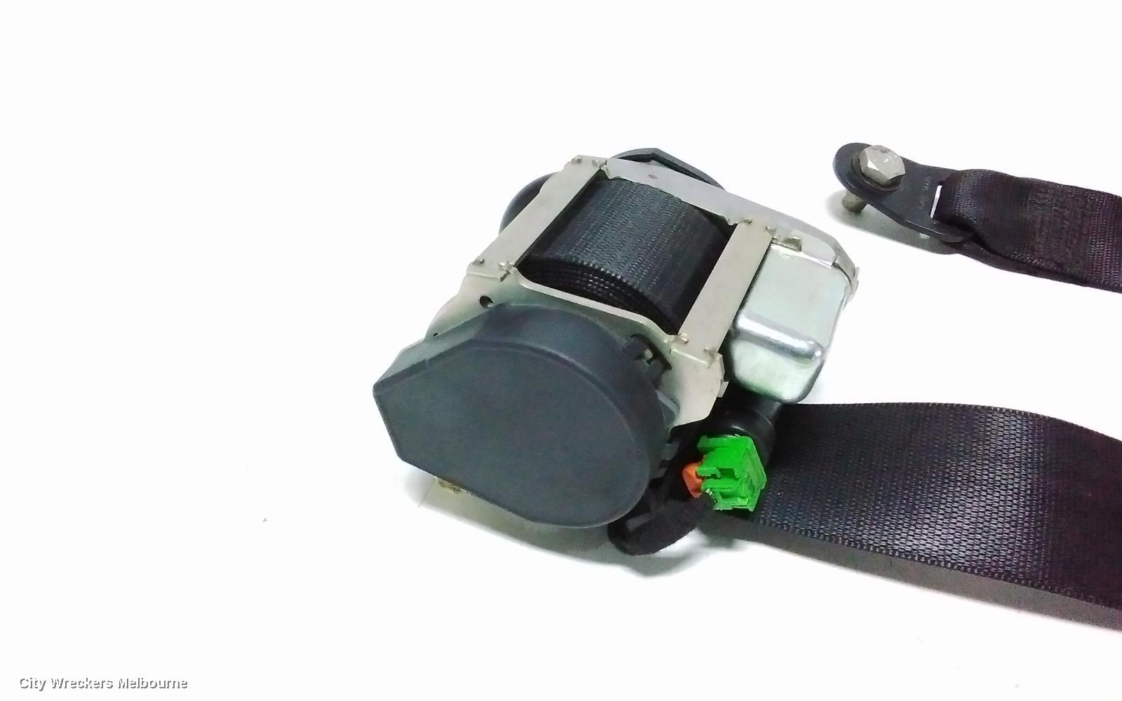 MERCEDES VITO SEATBELT/STALK, RH FRONT, SEAT BELT ONLY, 639, GREEN PLUG TYPE, 04/2004 - 01/2011