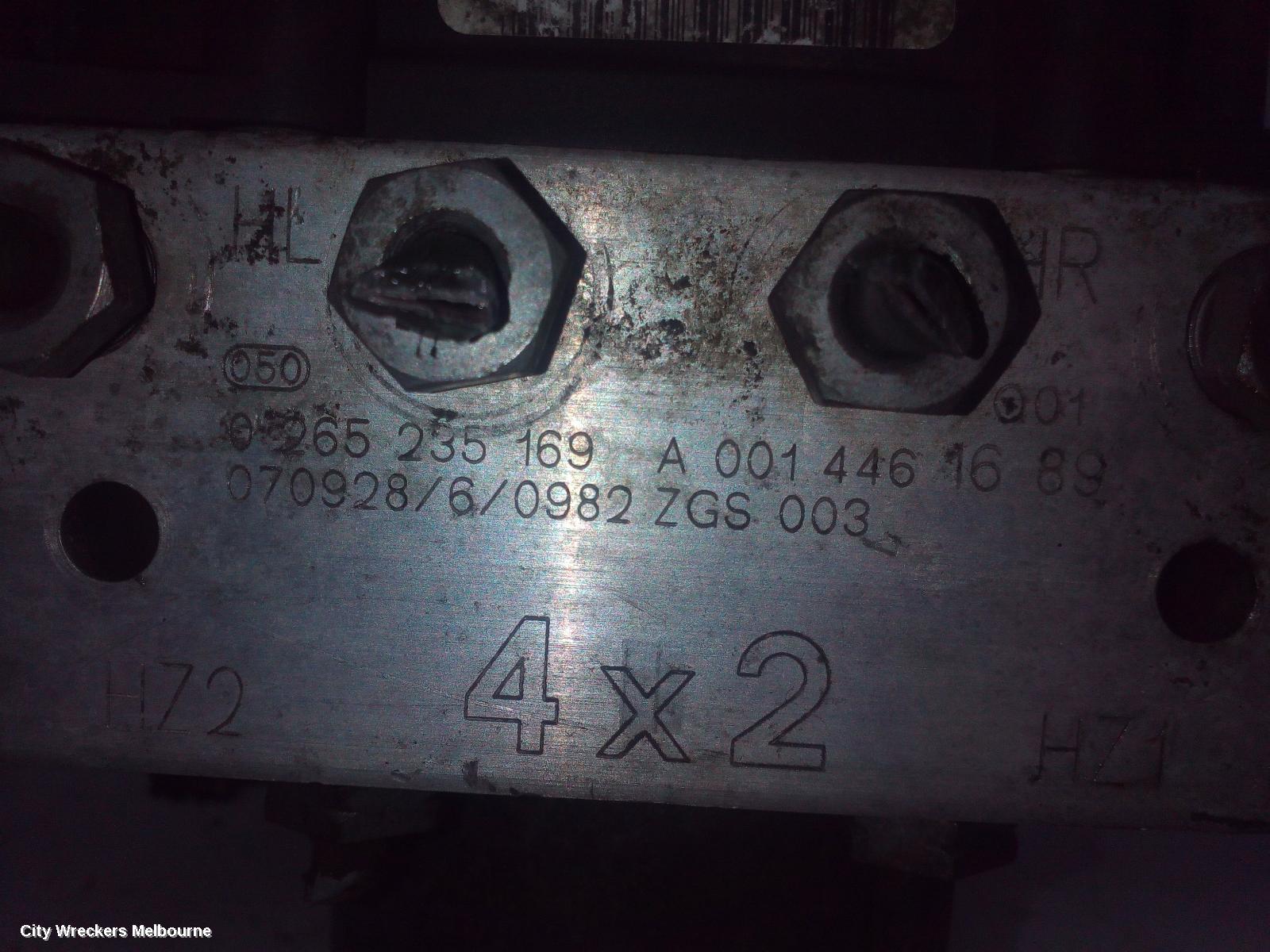 MERCEDES VITO ABS PUMP/MODULATOR, 639, 12/2005 - 02/2015