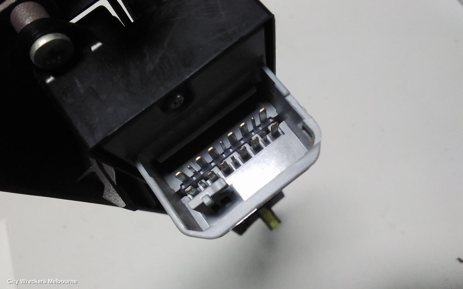 TOYOTA PRIUS PWR DR WIND SWITCH, NHW20R, RH FRONT (MASTER SWITCH), 10/2003 - 05/2009