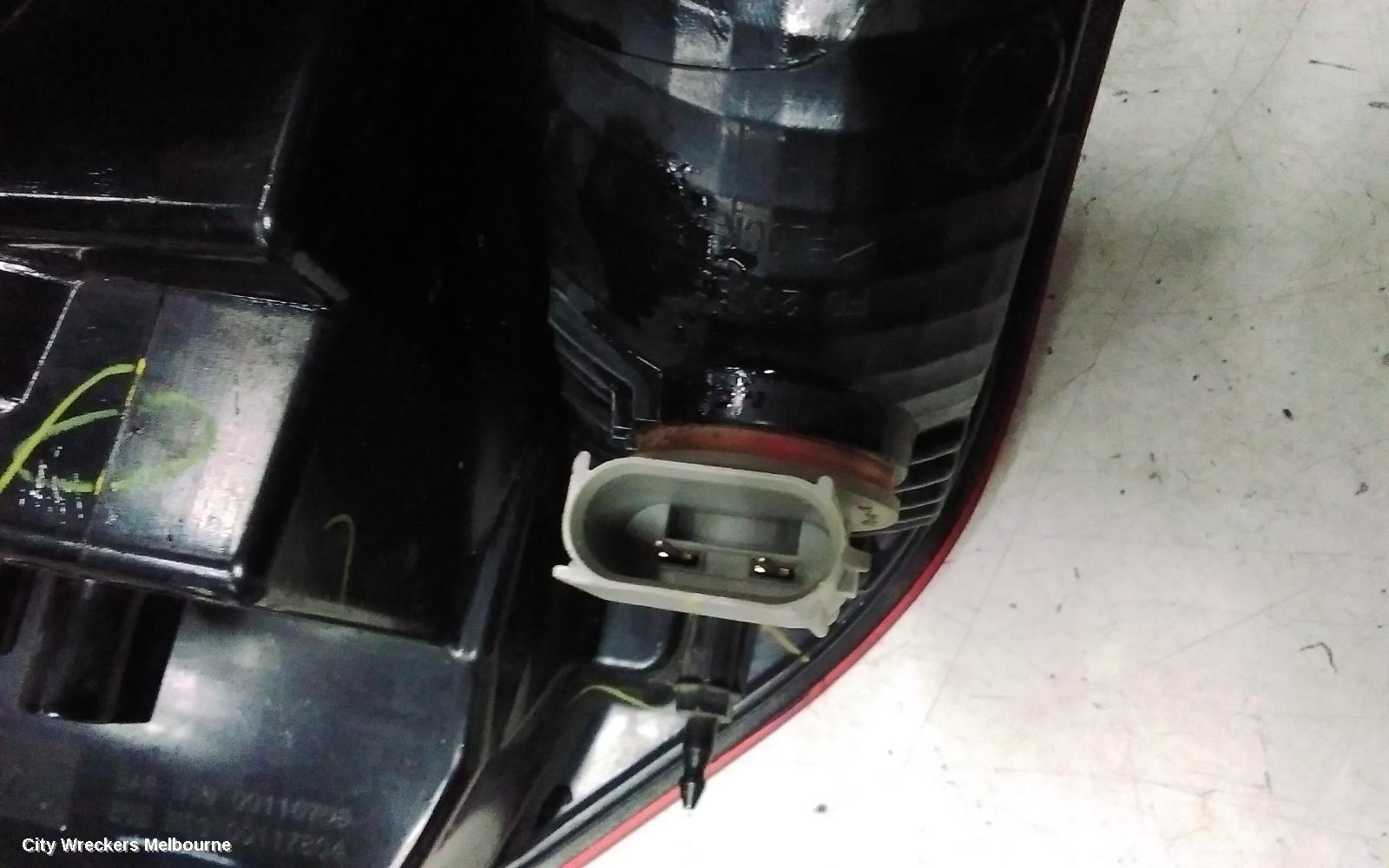 FIAT FREEMONT RIGHT TAILLIGHT, JF, CROSSROAD TYPE, 04/2013 - 01/2017