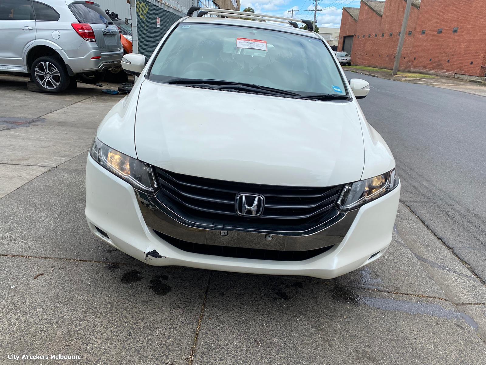 HONDA ODYSSEY LEFT FRONT WINDOW REG/MOTOR, RB3, 04/2009 - 12/2013