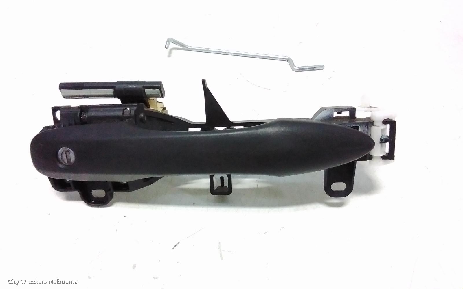 TOYOTA HIACE DOOR HANDLE, OUTER, RH FRONT, COLOUR CODED, 300 SERIES, 02/2019 ONWARDS
