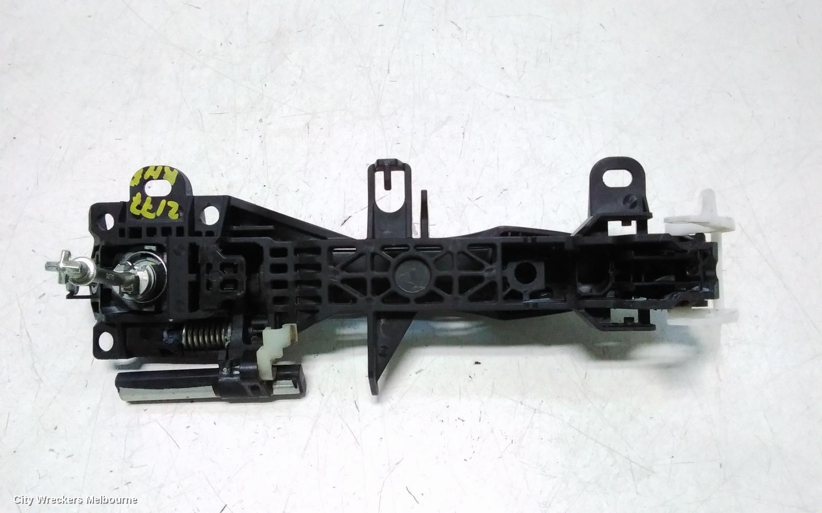 TOYOTA HIACE DOOR HANDLE, OUTER, RH FRONT, COLOUR CODED, 300 SERIES, 02/2019 ONWARDS