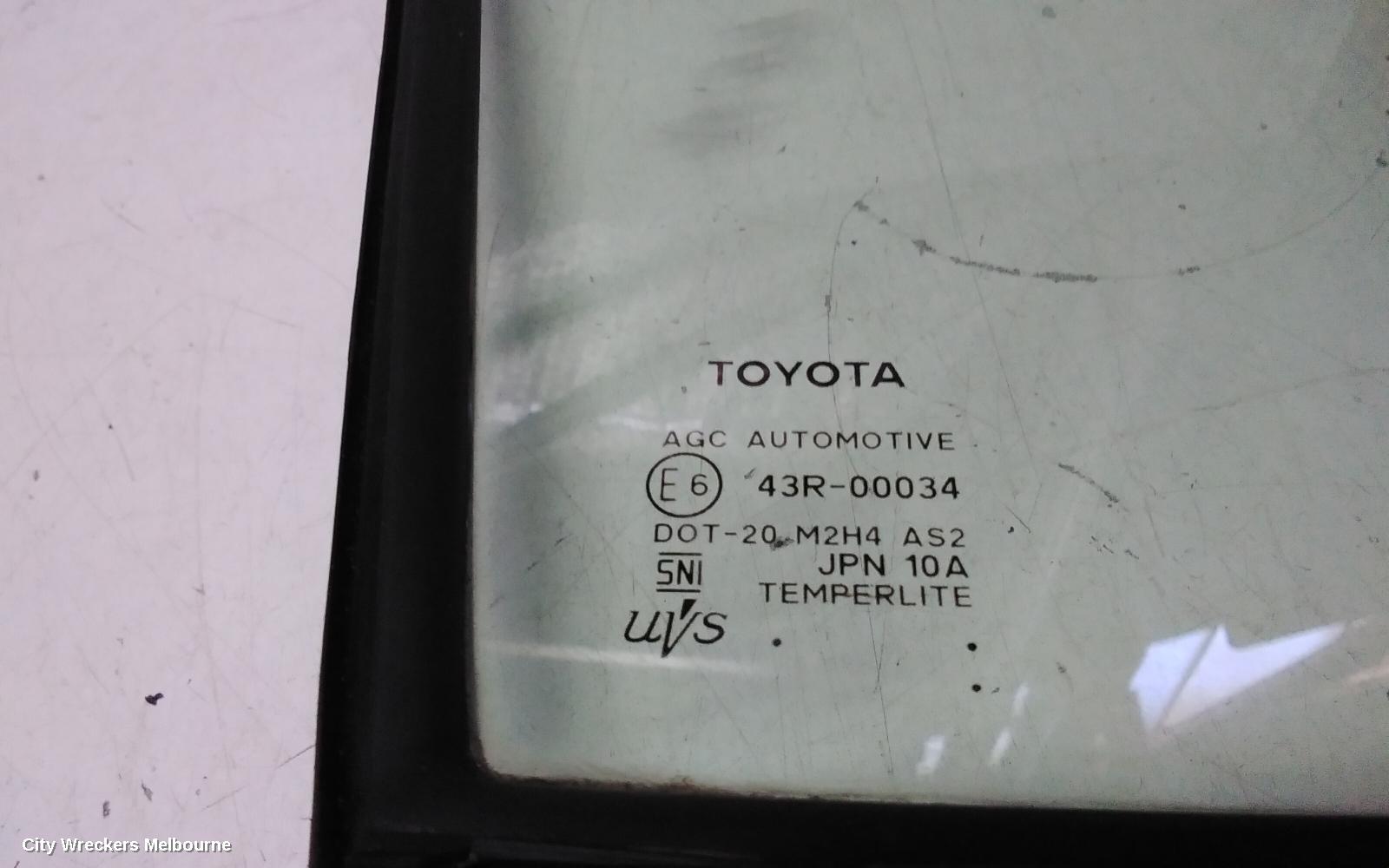 TOYOTA HIACE RIGHT FRONT 1/4 DOOR GLASS, 300 SERIES, 02/2019 ONWARDS