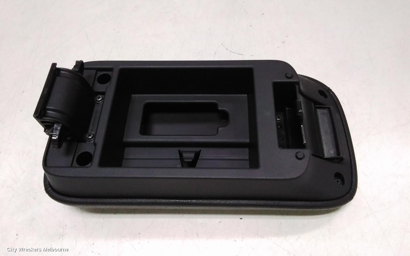 MITSUBISHI ASX CONSOLE, XA-XD, 05/2010 ONWARDS