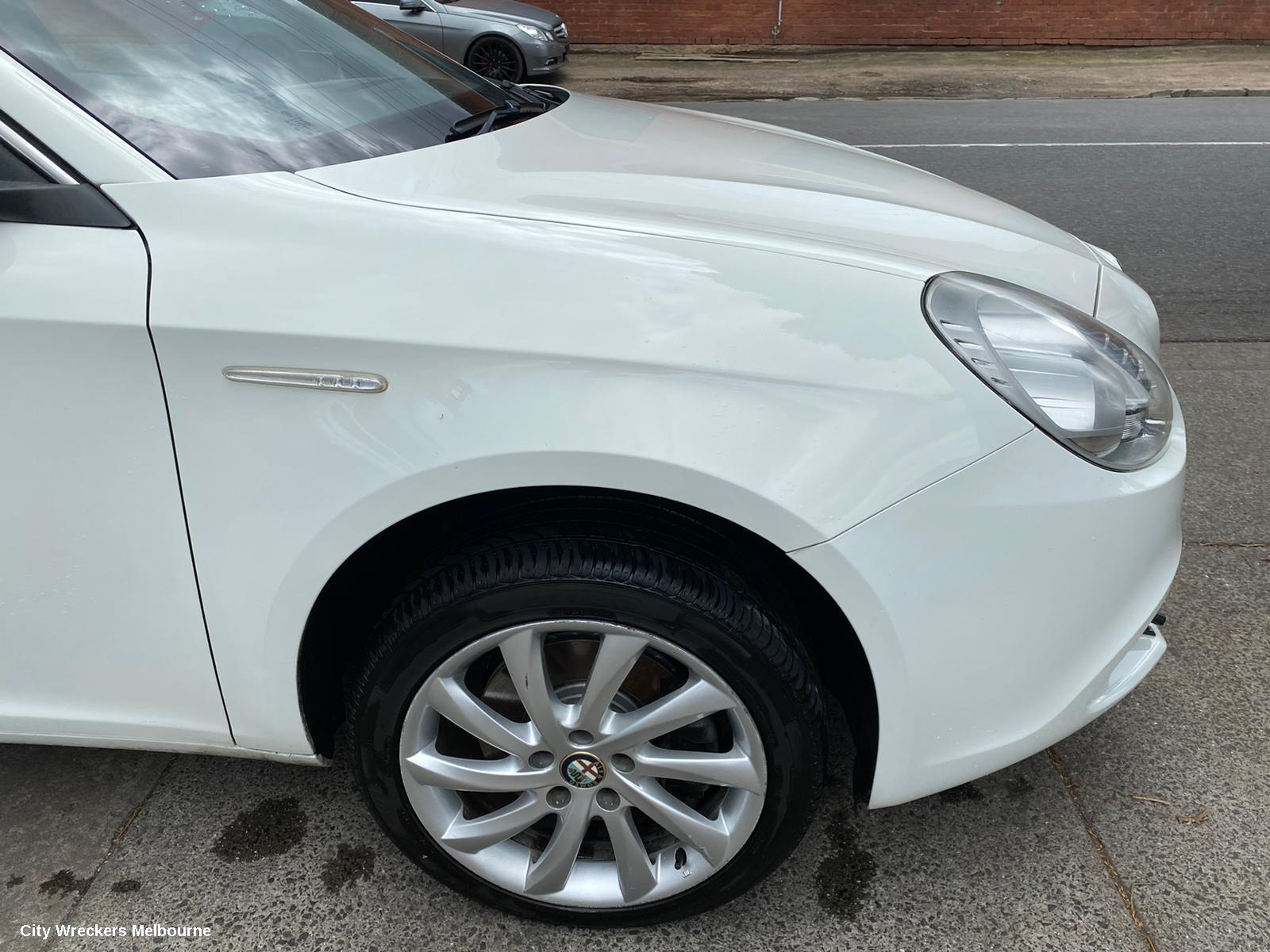 ALFA ROMEO GIULIETTA LEFT DRIVESHAFT, MANUAL T/M, PETROL, 1.4, 940 SERIES, 06/2011 ONWARDS