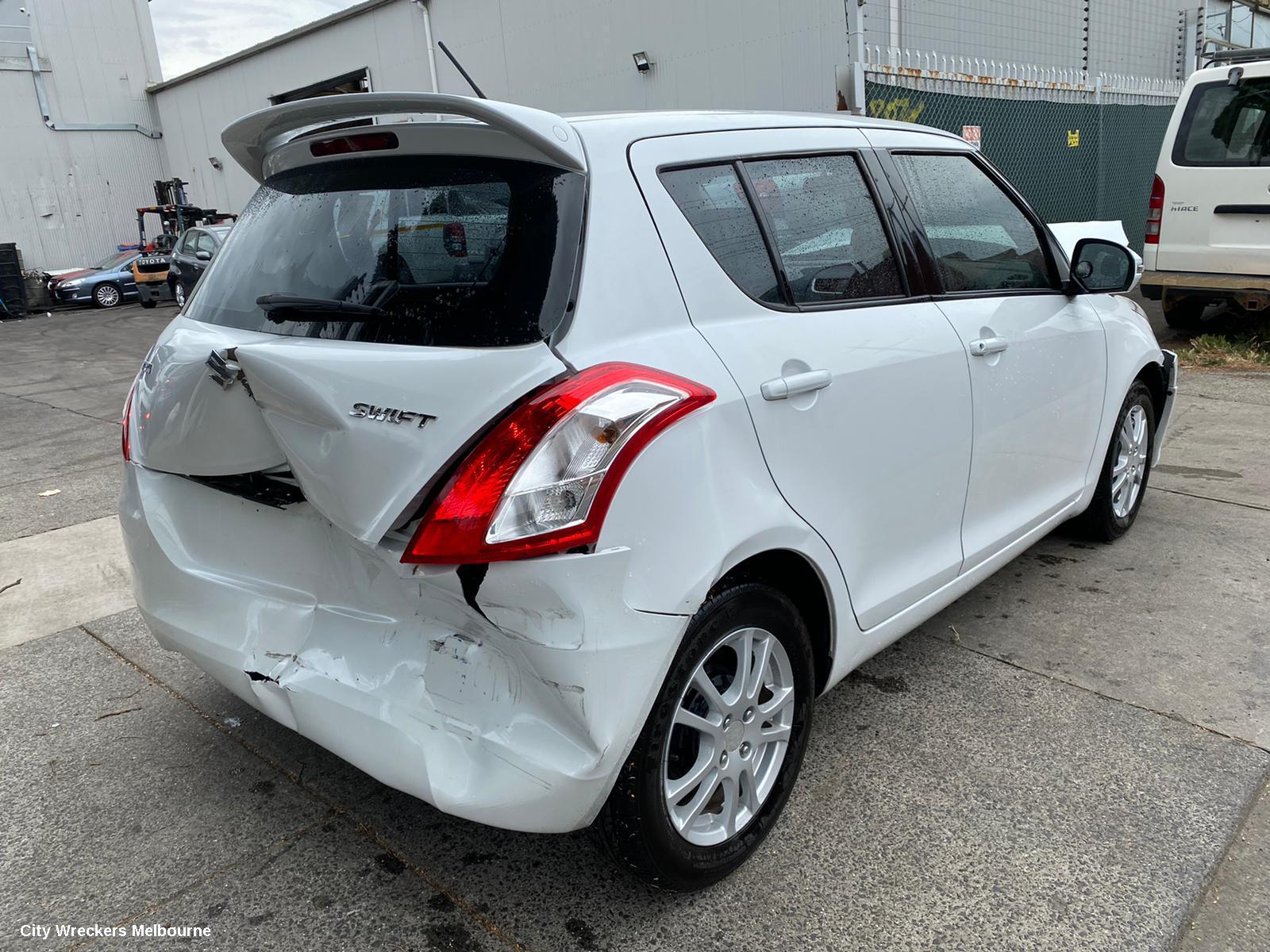 SUZUKI SWIFT HIGH LEVEL STOPLIGHT, FZ, 02/2011 - 03/2017