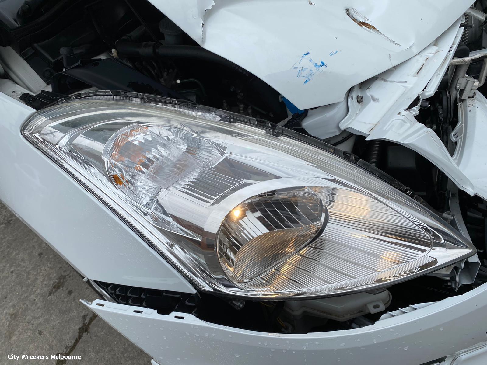 SUZUKI SWIFT HIGH LEVEL STOPLIGHT, FZ, 02/2011 - 03/2017