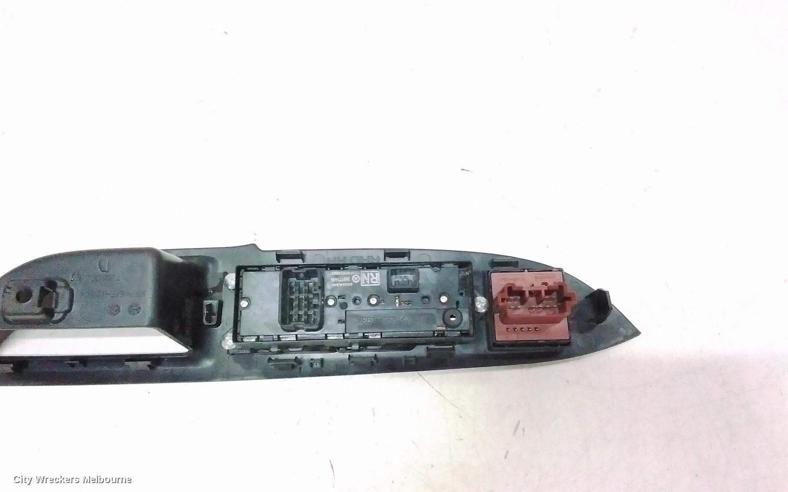 MITSUBISHI OUTLANDER PWR DR WIND SWITCH, RH FRONT (MASTER SWITCH), ZK, 04/2015 - 03/2018