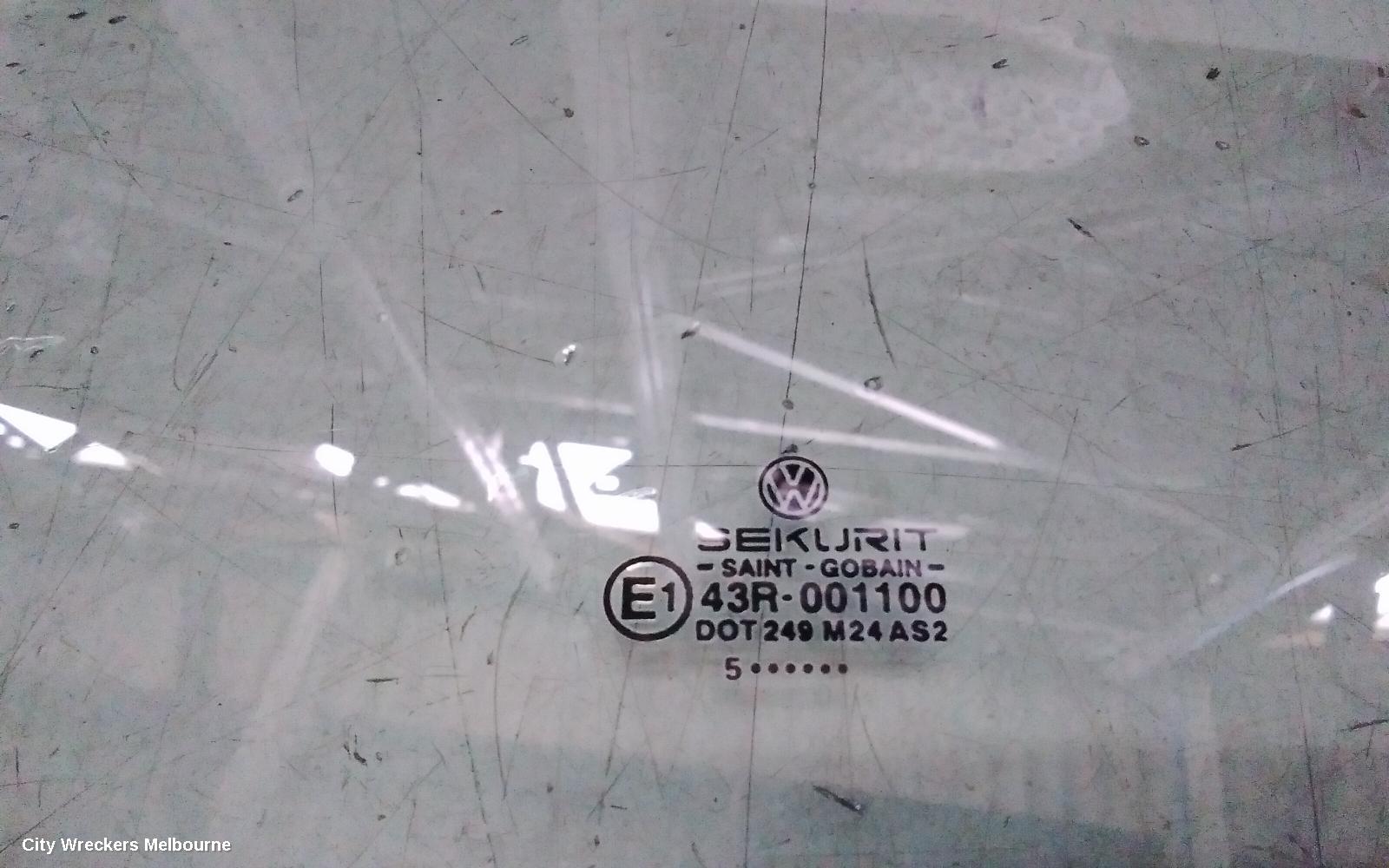 VOLKSWAGEN TRANSPORTER RIGHT FRONT DOOR WINDOW, T5, 08/2004 - 06/2015