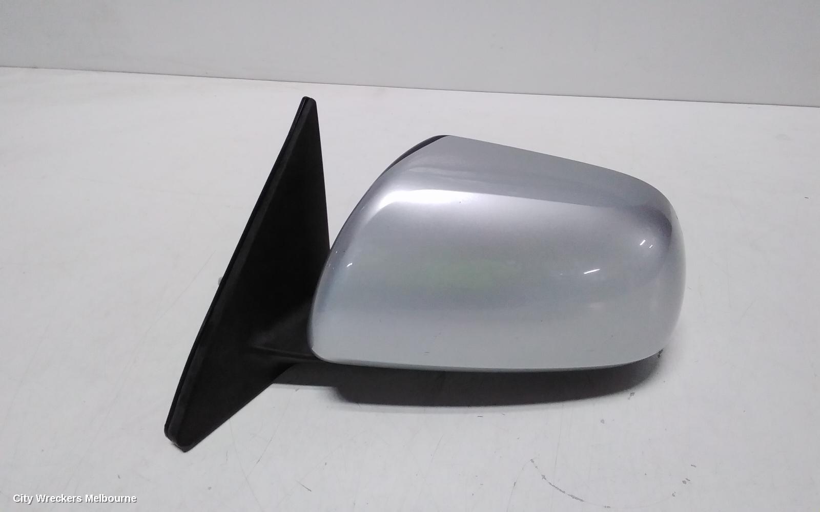 TOYOTA KLUGER LEFT DOOR MIRROR, GSU40-GSU45, 07/2010 - 02/2014