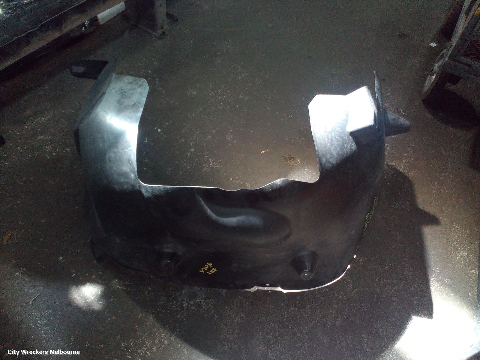 VOLKSWAGEN AMAROK LEFT GUARD LINER, 2H, FRONT, 10/2010 - 06/2016