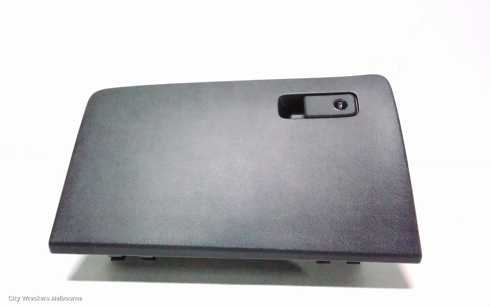 KIA SORENTO GLOVE BOX, MQ4, 02/2020 ONWARDS