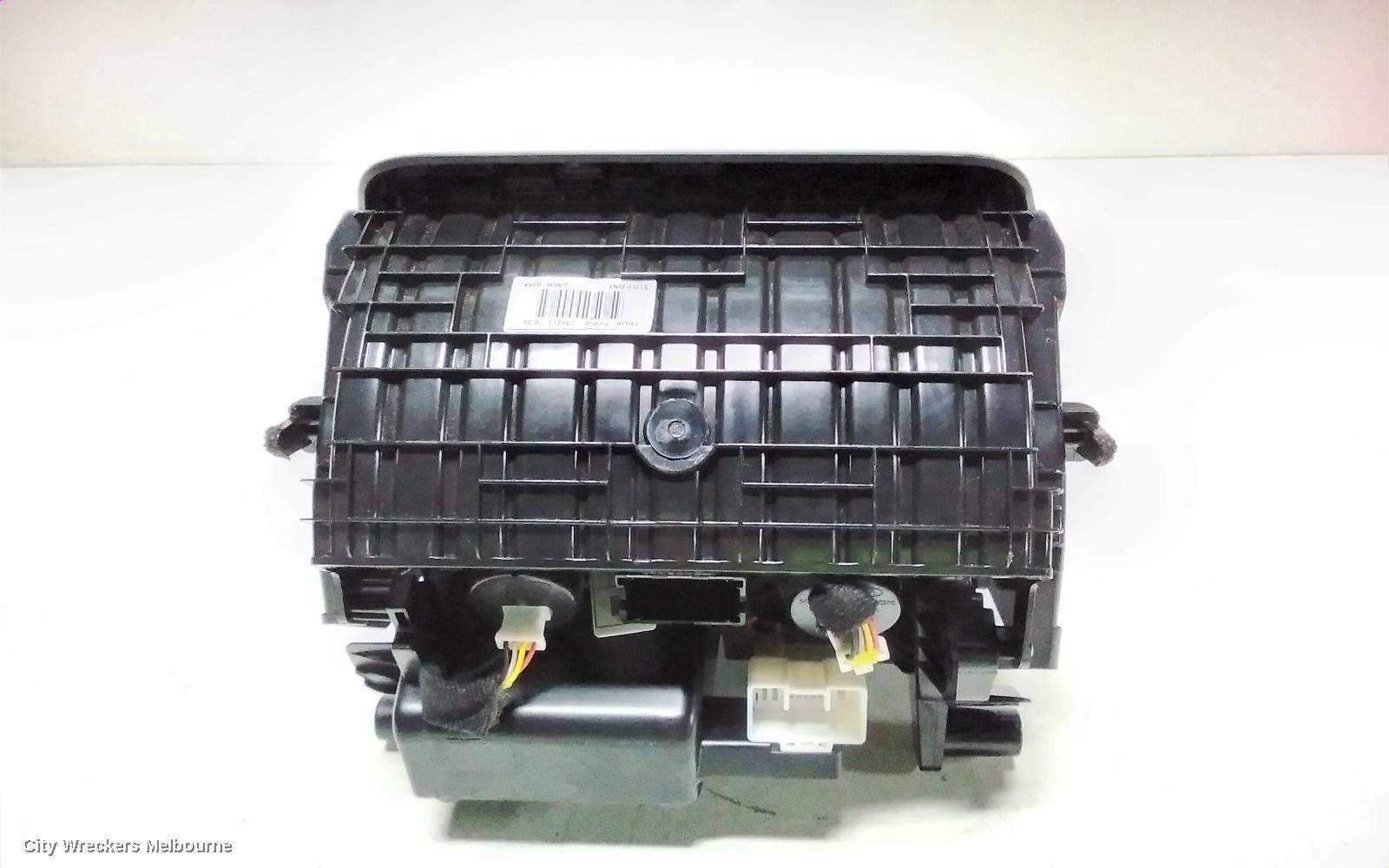 KIA SORENTO GLOVE BOX, MQ4, 02/2020 ONWARDS