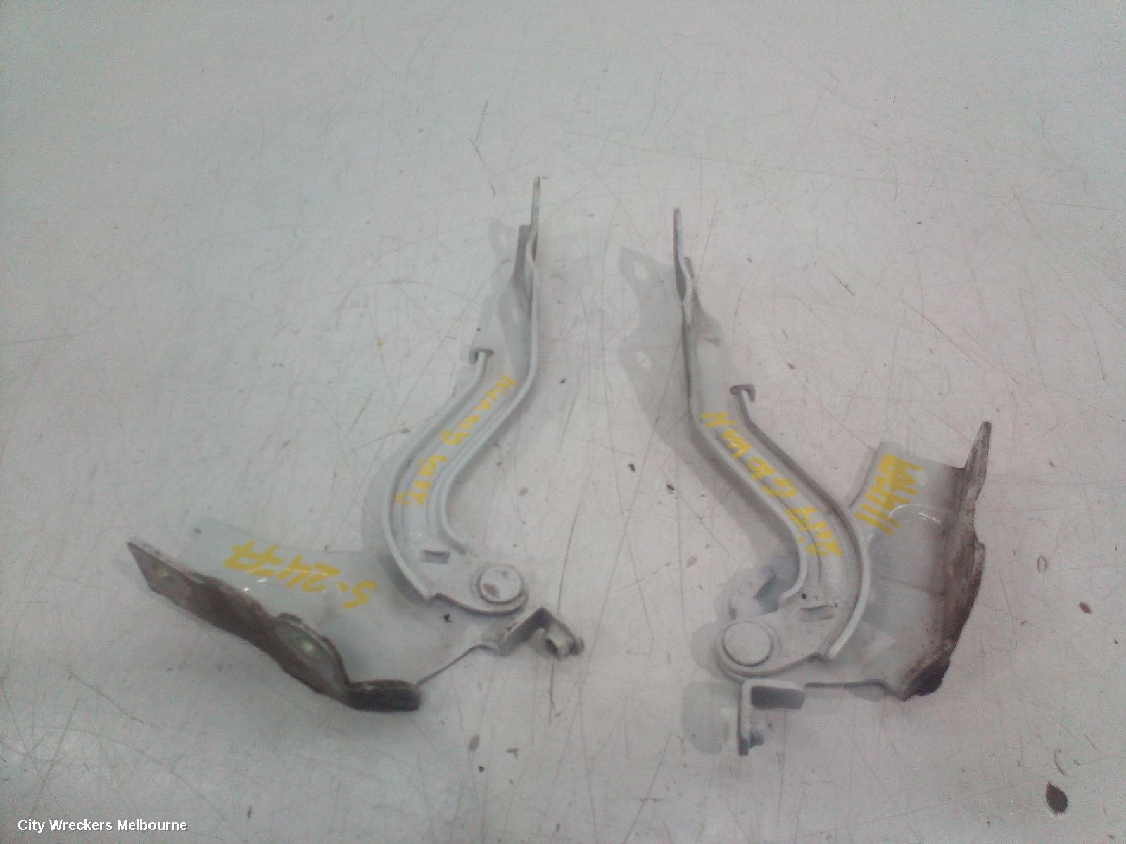 LDV G10 BONNET HINGE/STRUT, PAIR, SV7A/SV7C, WAGON/VAN, 04/2015 ONWARDS