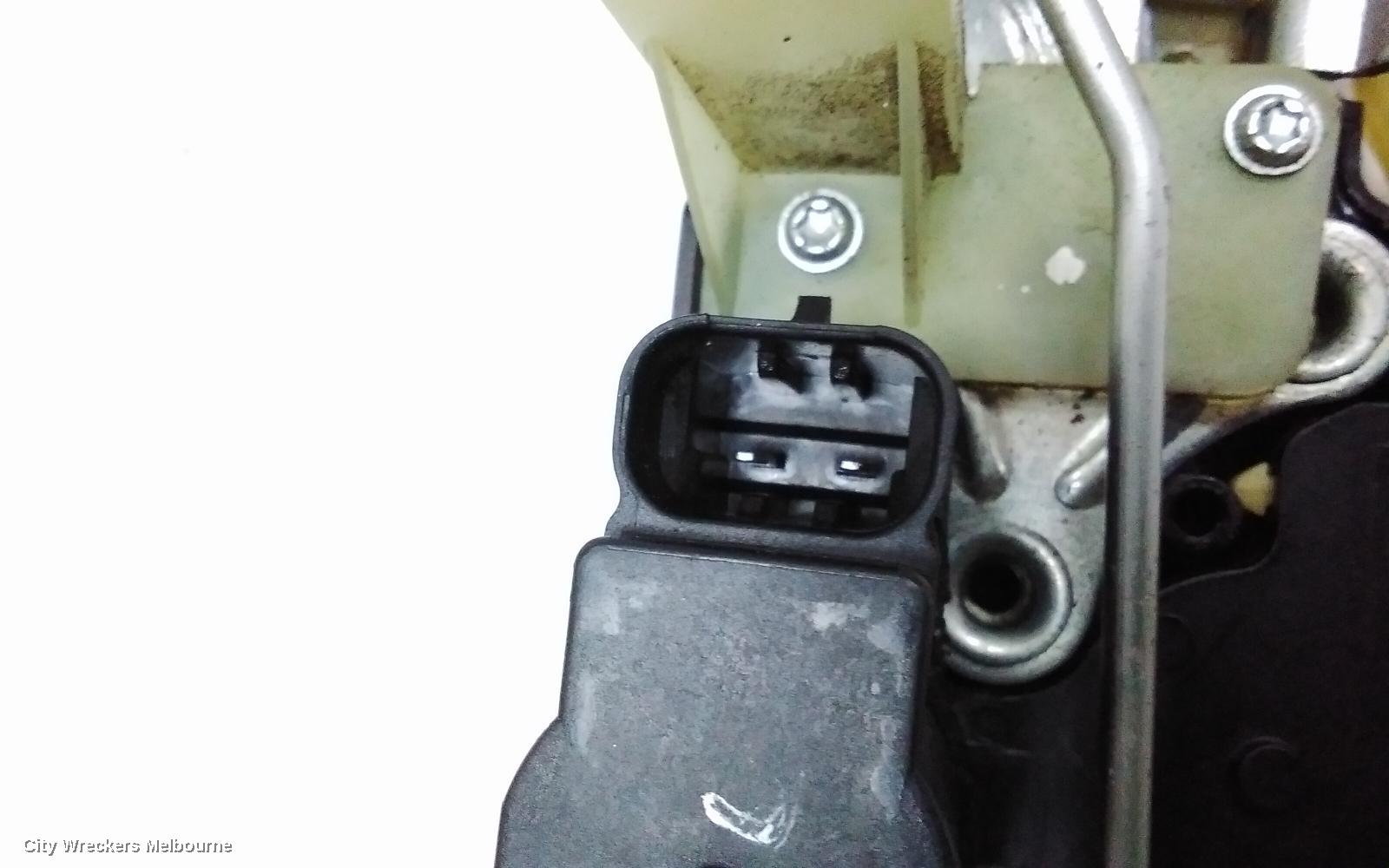 LDV G10 DOOR/BOOT/GATE LOCK, RIGHT SLIDING DOOR LOWER LOCK, SV7A/SV7C, WAGON/VAN, 04/2015 ONWARDS