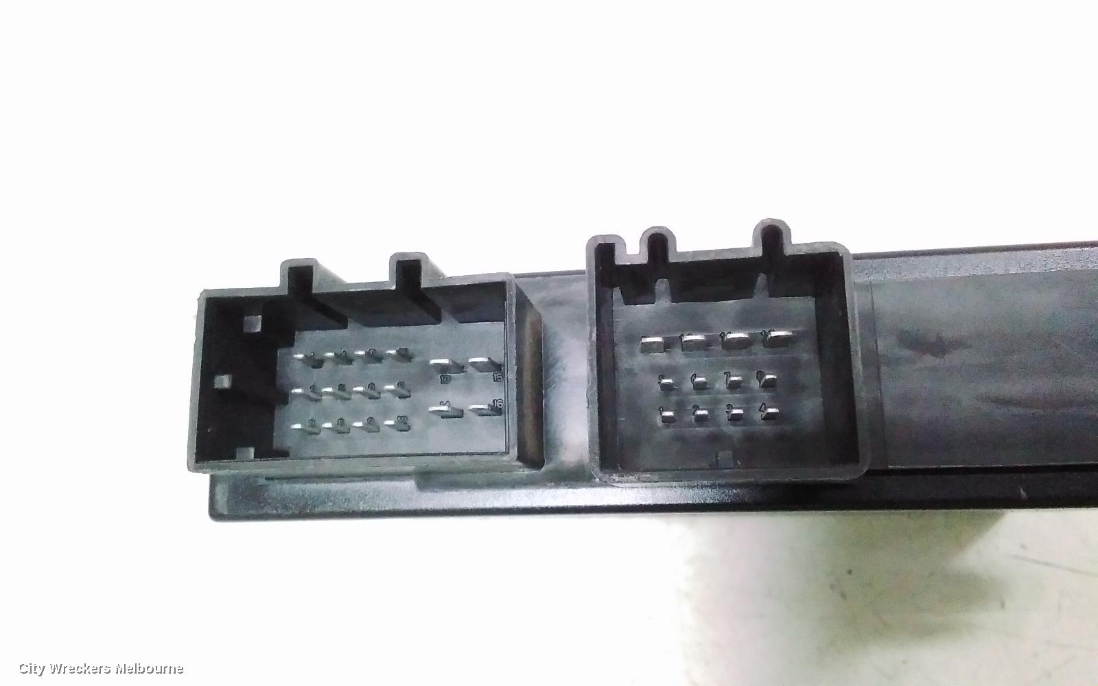 VOLKSWAGEN AMAROK, 2H, 02/2011 - 09/2022, 1K0 907 383 F TOW BAR CONTROL MODULE : 114843
