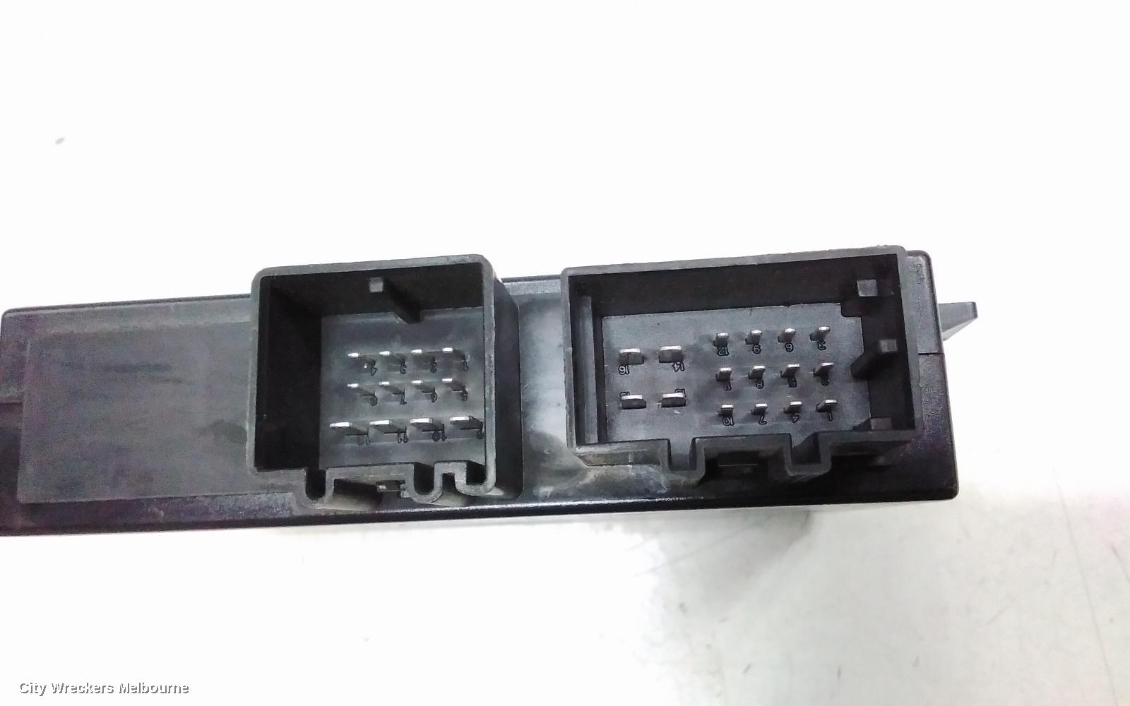 VOLKSWAGEN AMAROK, 2H, 02/2011 - 09/2022, 1K0 907 383 F TOW BAR CONTROL MODULE : 114843