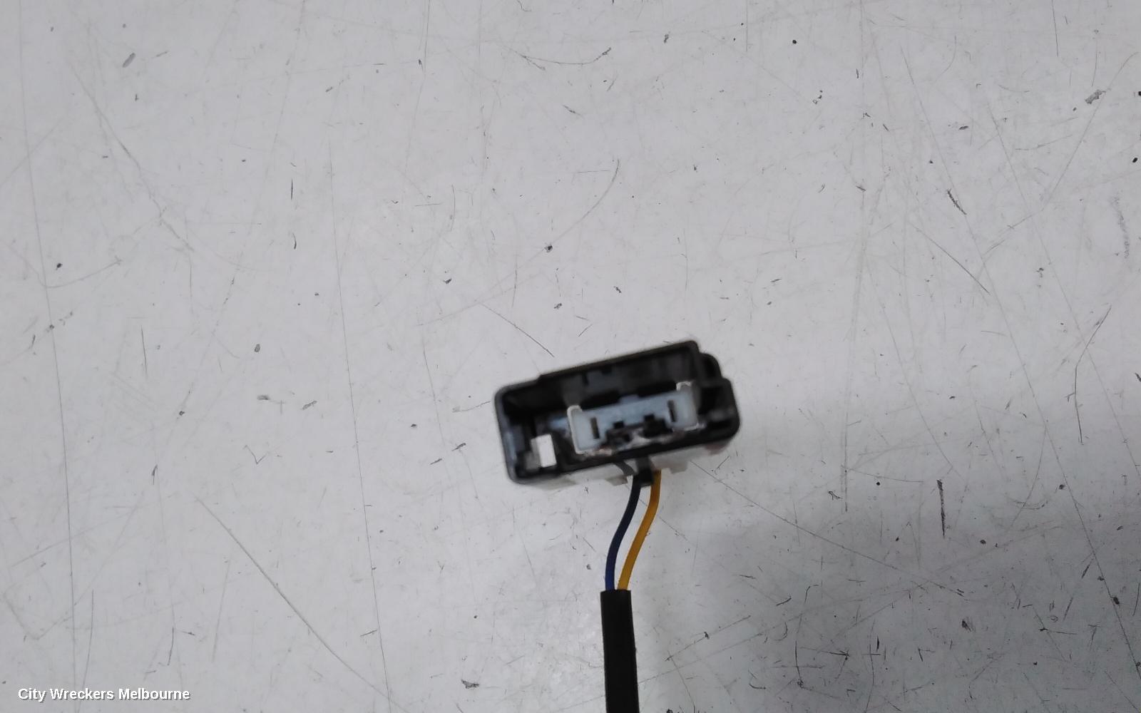 HOLDEN CRUZE SEATBELT/STALK, RH FRONT, SEAT BELT STALK ONLY, HATCH/SEDAN/WAGON, JH, 03/2011 - 12/2014