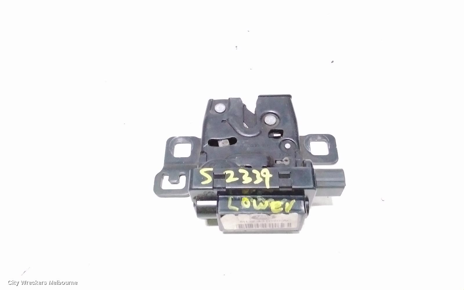 LAND ROVER RANGEROVER SPORT DOOR/BOOT/GATE LOCK, LOWER TAILGATE LOCK, L320, SPORT, 08/2005 - 05/2013