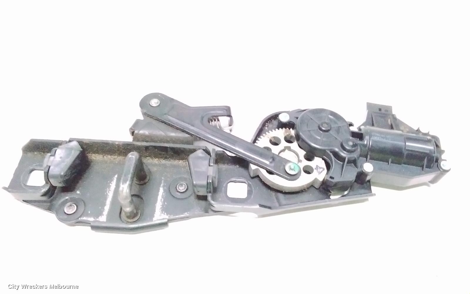 LAND ROVER RANGEROVER SPORT DOOR/BOOT/GATE LOCK, UPPER TAILGATE LOCK (GLASS), L320, SPORT, 08/2005 - 05/2013
