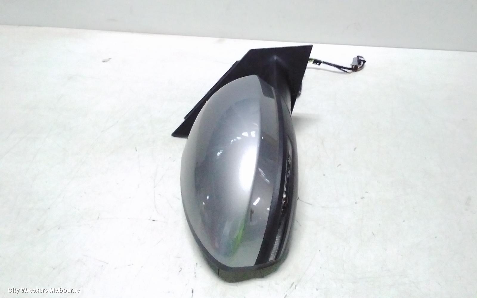 RENAULT MEGANE RIGHT DOOR MIRROR, BFB/KFB/LFF, HATCH/WAGON/SEDAN, 06/2016 - 02/2020