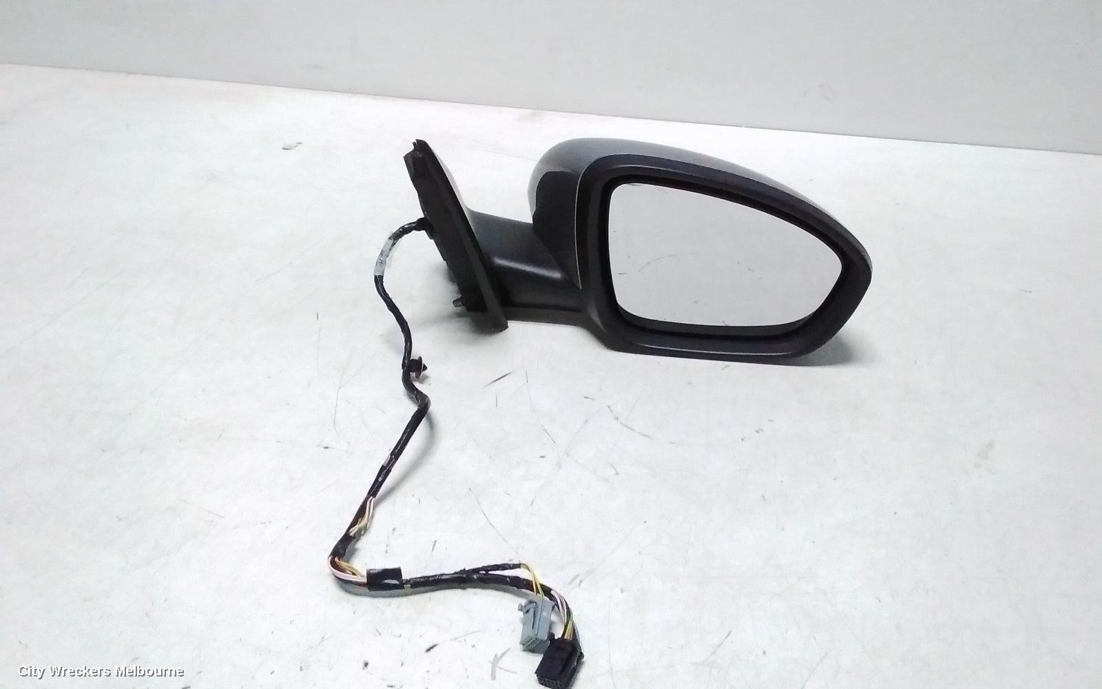 RENAULT MEGANE RIGHT DOOR MIRROR, BFB/KFB/LFF, HATCH/WAGON/SEDAN, 06/2016 - 02/2020