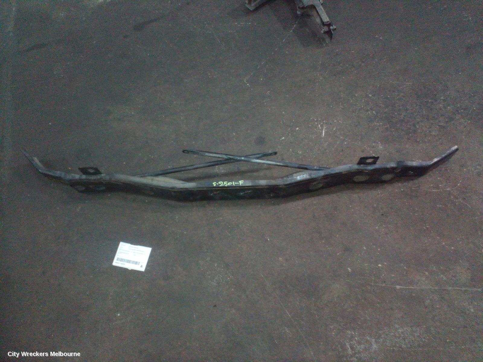 JEEP GRANDCHEROKEE F/BAR REINFORC/BRACK, MAIN REINFORCEMENT, WK, LIMITED/BLACKHAWK, 04/2013 - 09/2016