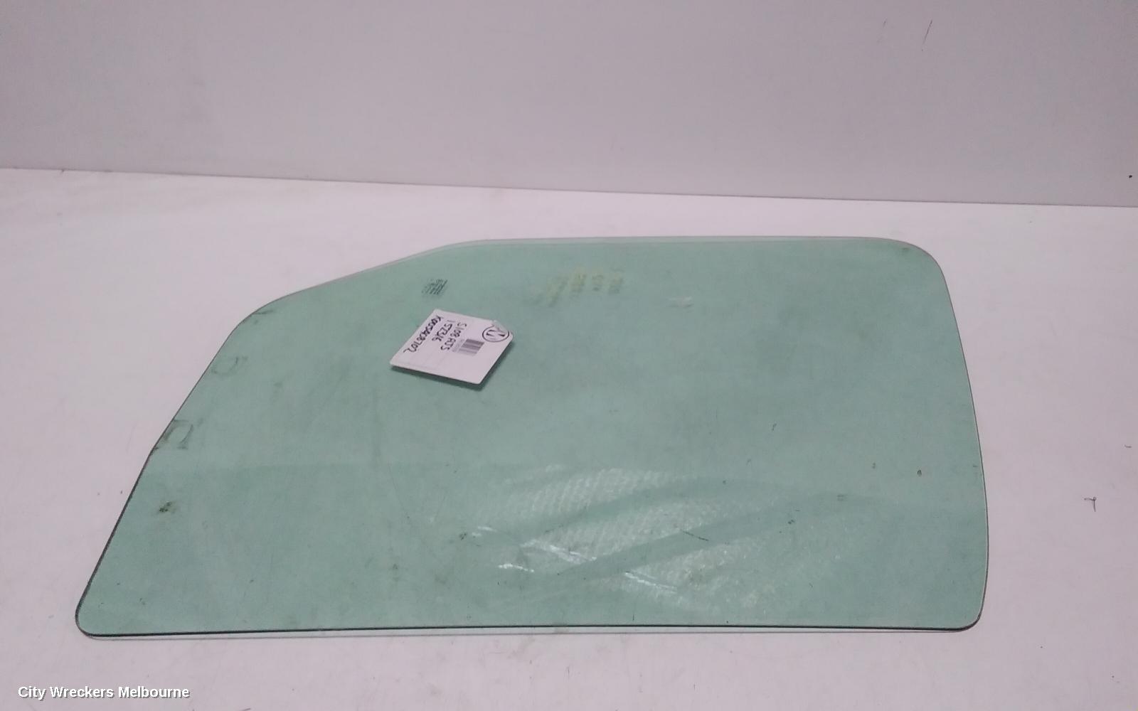 MERCEDES SPRINTER RIGHT FRONT WINDOW REG/MOTOR, NCV3, POWER, 10/2006 - 04/2018