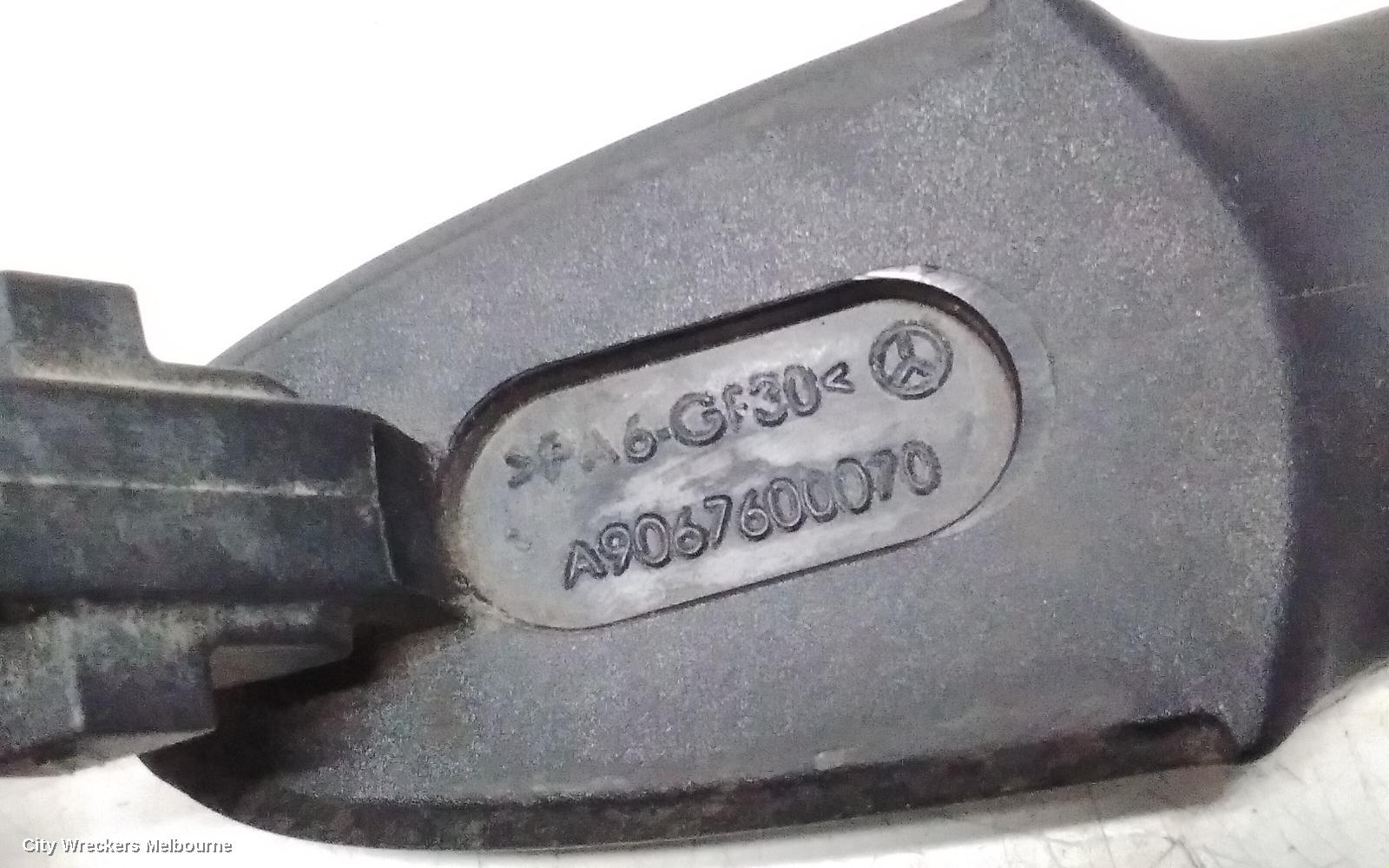 MERCEDES SPRINTER DOOR HANDLE, OUTER, RH FRONT, VAN, 10/2006 - 04/2018