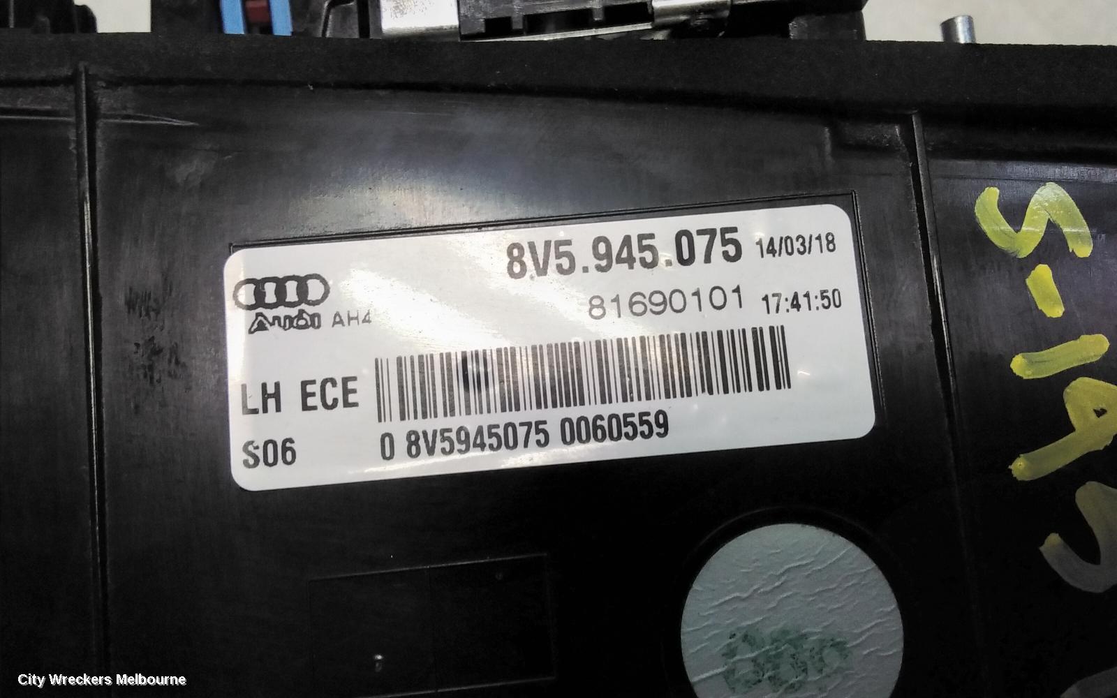 AUDI A3 REAR GARNISH, BOOTLID LAMP (LH SIDE), A3, 8V, SEDAN, NON LED TYPE, 05/2016 - 10/2020
