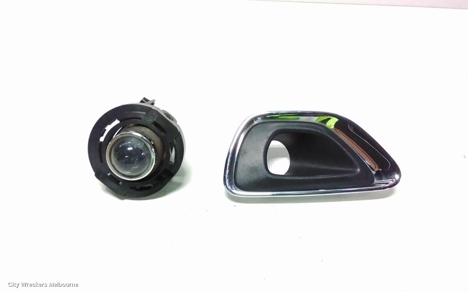JEEP GRANDCHEROKEE LEFT INDICATOR/FOG/SIDE, BUMPER FOGLAMP, WK, 04/2013 - 09/2016