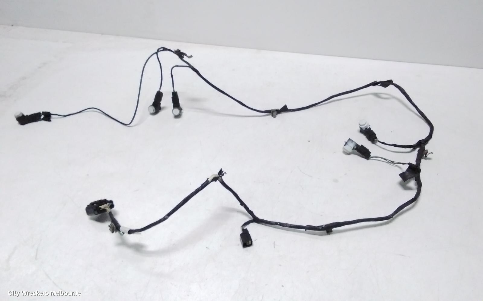 JEEP GRANDCHEROKEE, WK, 10/2010 - 02/2022, FRONR BAR CRASH SENSORS: 114944