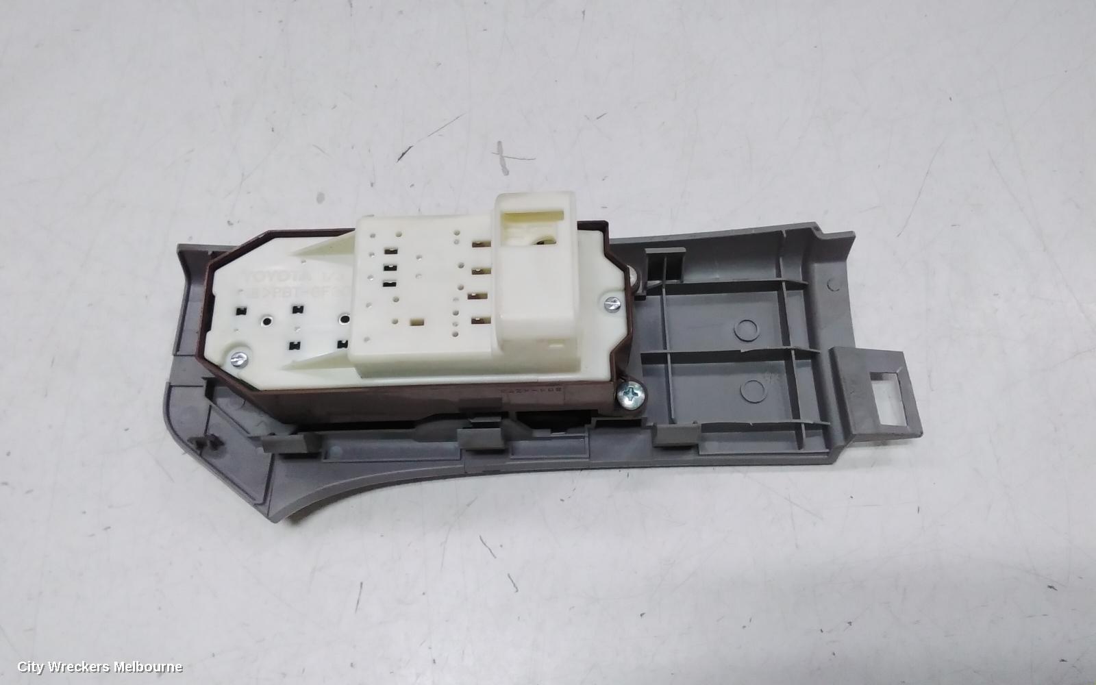 TOYOTA YARIS PWR DR WIND SWITCH, RH FRONT (MASTER SWITCH), 2 SWITCH TYPE, 3DR HATCH, NCP9#, 10/2005 - 07/2011