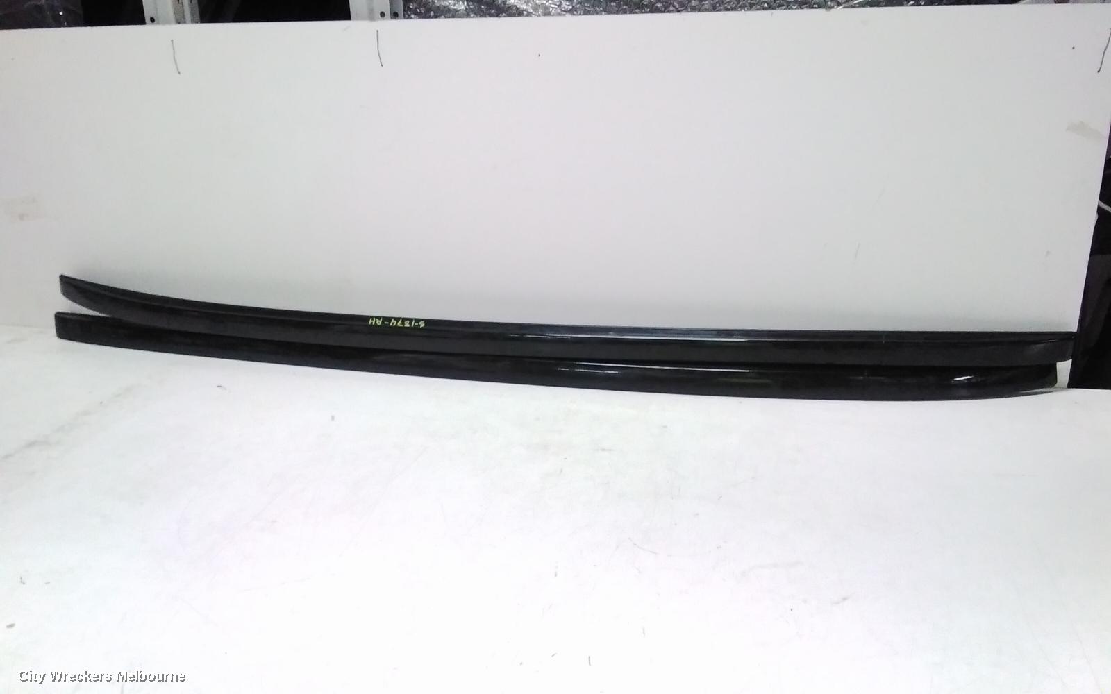 HYUNDAI TUCSON ROOF RAIL