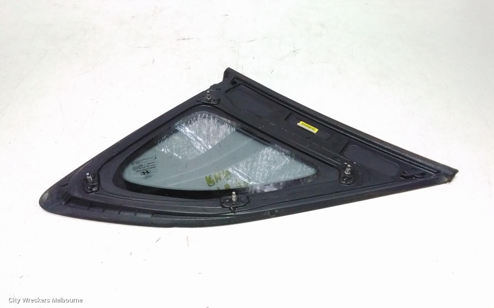 HYUNDAI TUCSON RIGHT REAR SIDE GLASS, TL, BLACK TRIM TYPE, 07/2015 - 01/2021