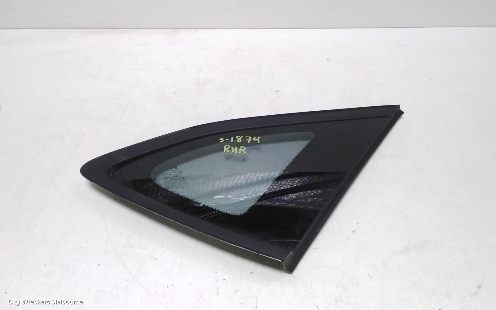 HYUNDAI TUCSON RIGHT REAR SIDE GLASS, TL, BLACK TRIM TYPE, 07/2015 - 01/2021