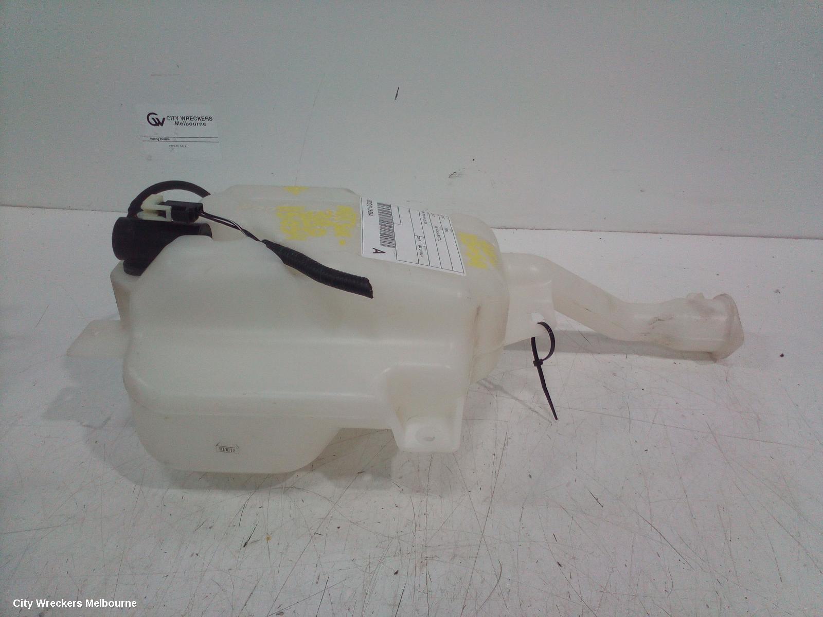 MITSUBISHI 380 WASHER BOTTLE, DB, 09/2005 - 03/2008