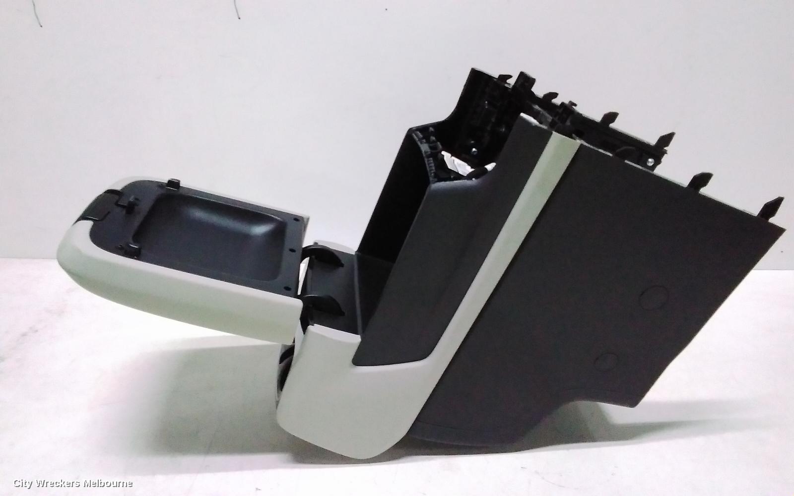 KIA CARNIVAL/GRAND CARNIVAL CONSOLE, KA4, 10/2020 ONWARDS