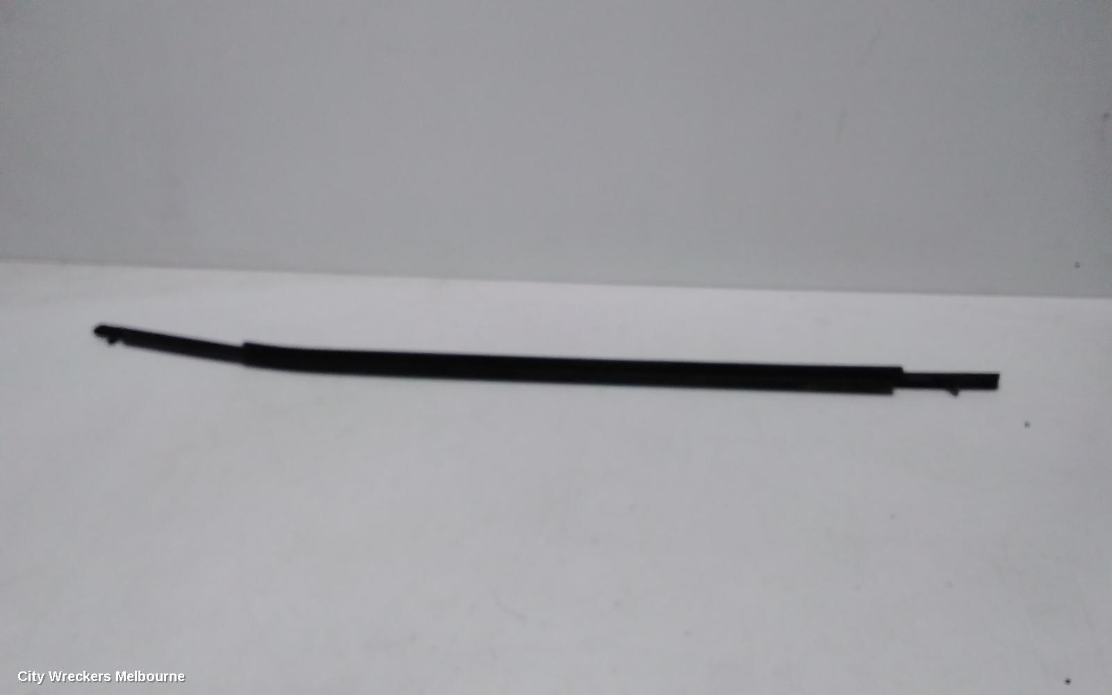 TOYOTA RAV4 DOOR MOULD, RHF DOOR BELT UNDER THE WINDOW ~ BLACK COLOUR: 115065, XA50, 11/2018 - 12/2025