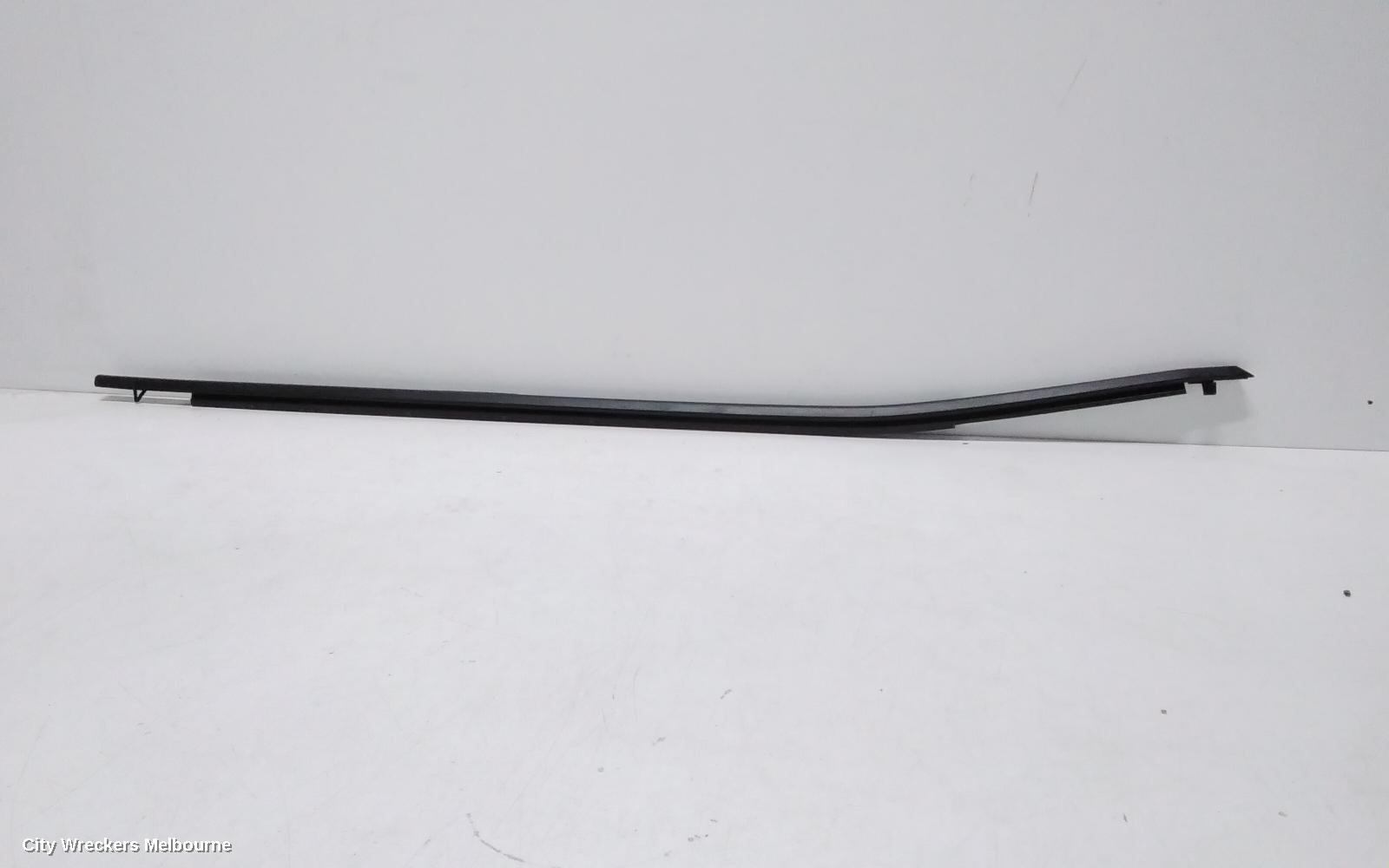 TOYOTA RAV4 DOOR MOULD, RHF DOOR BELT UNDER THE WINDOW ~ BLACK COLOUR: 115065, XA50, 11/2018 - 12/2025