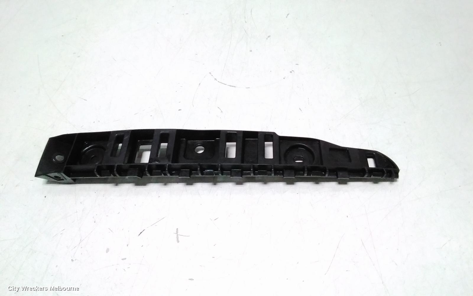 MG MG3, SZP1, 07/2016 - 10/2024, RHR BAR BRAKET: 115140