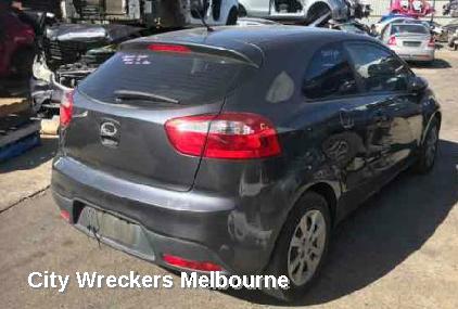 KIA RIO WASHER BOTTLE, UB, 08/2011 - 10/2014