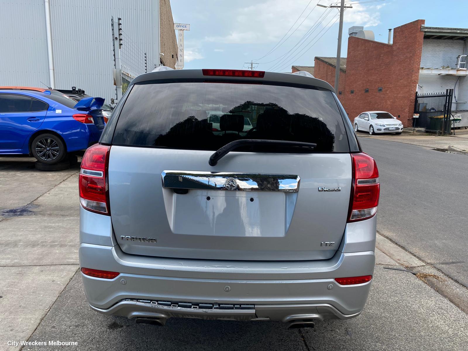 HOLDEN CAPTIVA TAILGATE HANDLE