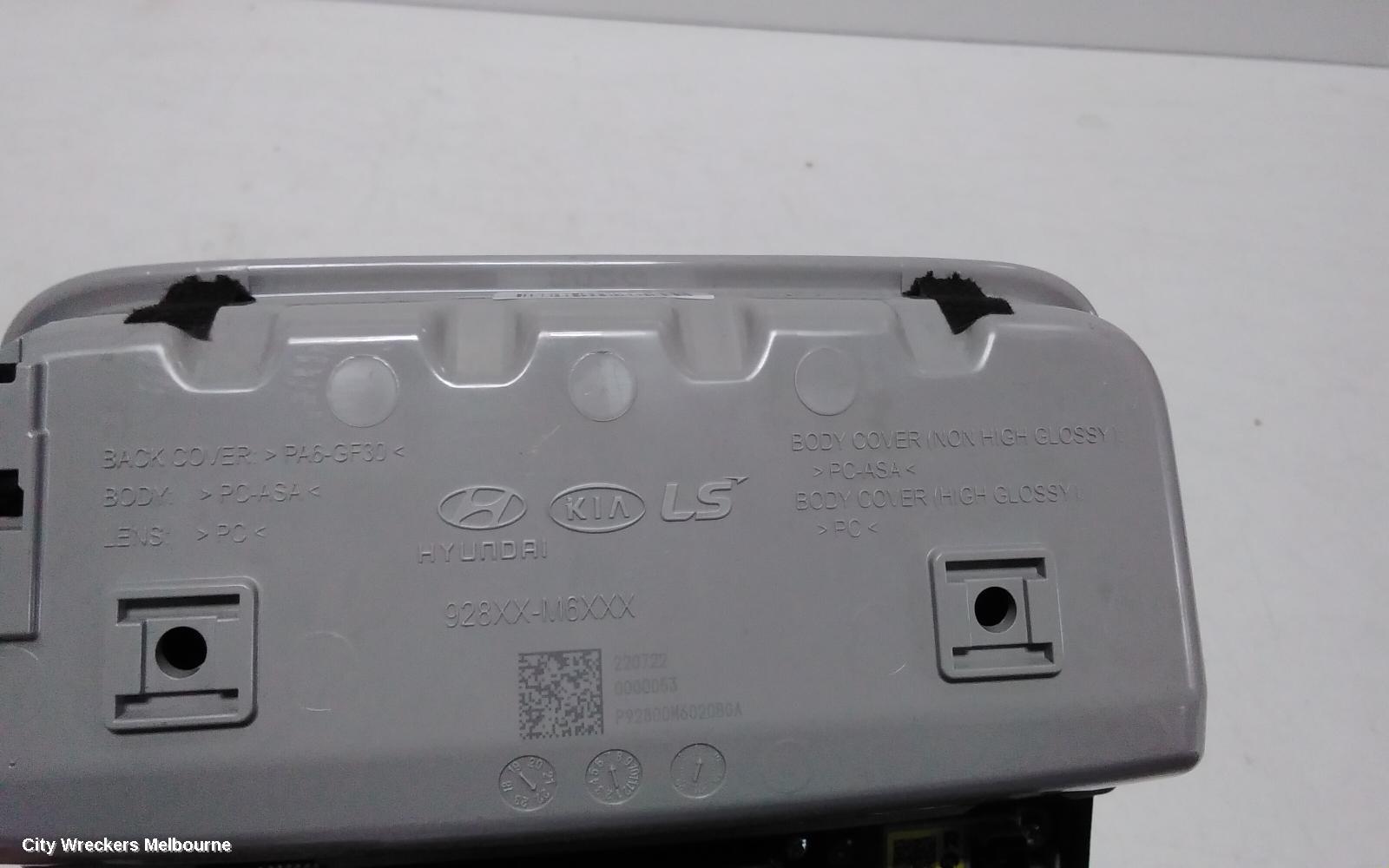 KIA CERATO COURTESY LIGHT, FRONT, W/ SUNGLASS HOLDER TYPE, BD, 04/2018 ONWARDS