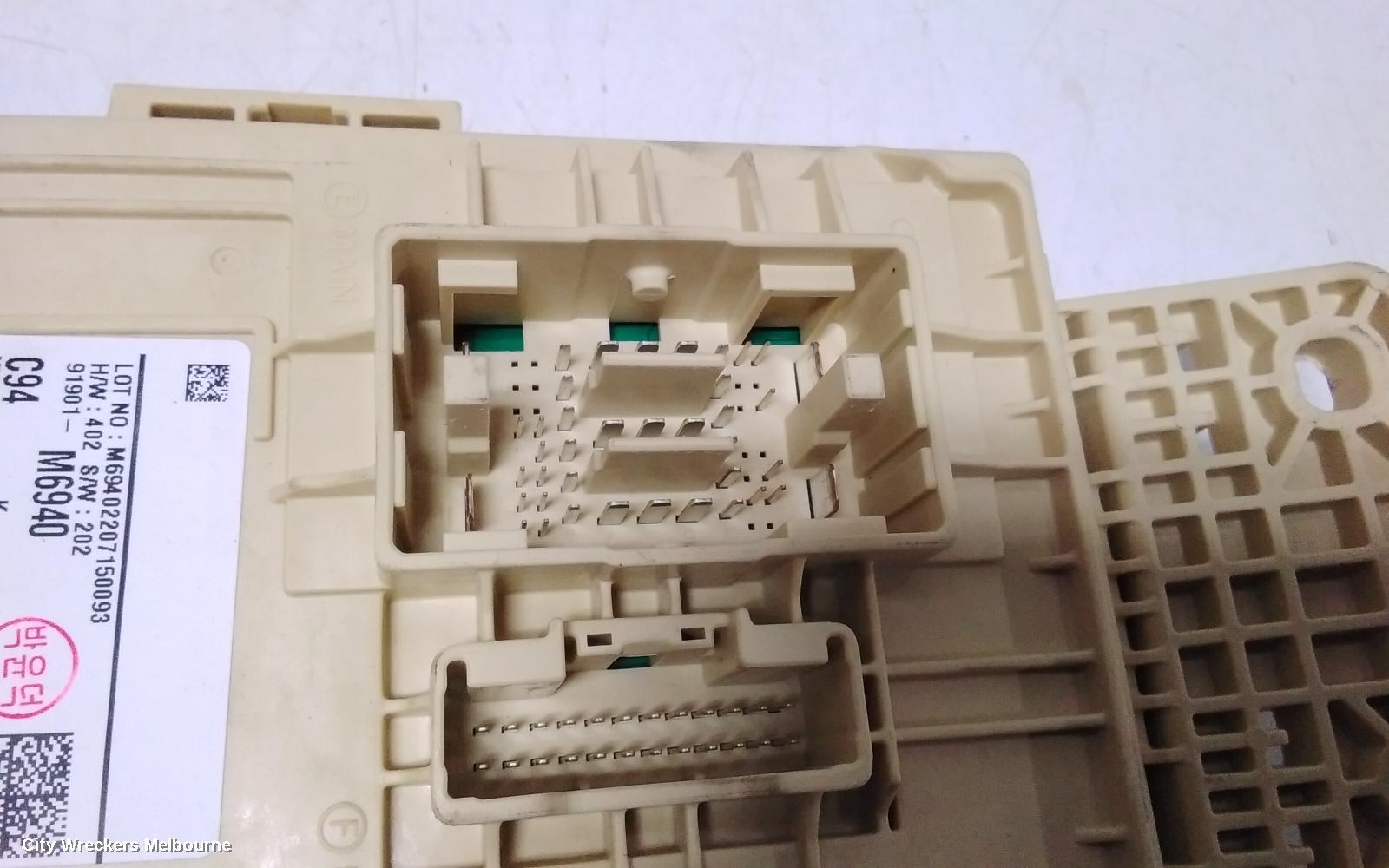 KIA CERATO FUSE BOX, UNDER DASH, BD, 04/2018 ONWARDS